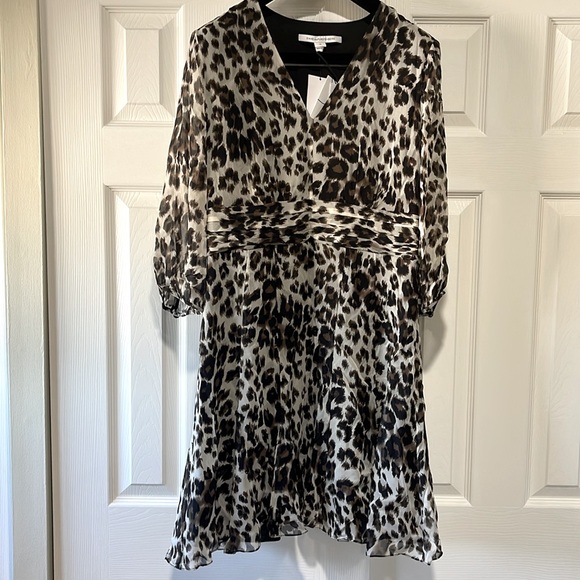 BNWT DIANE VON FURSTENBERG 100% SILK SNOW CHEETAH PRINT A-LINE ABOVE KNEE DRESS - Picture 11 of 16